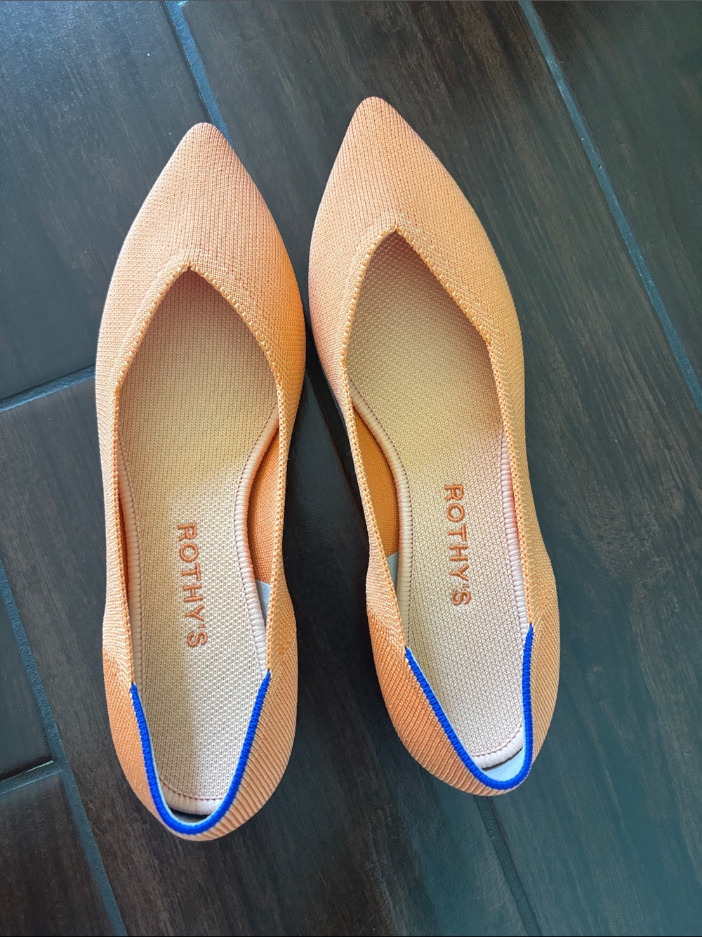 Rothy's Pointed Knit Flat in Peach with Blue Trim NWOT